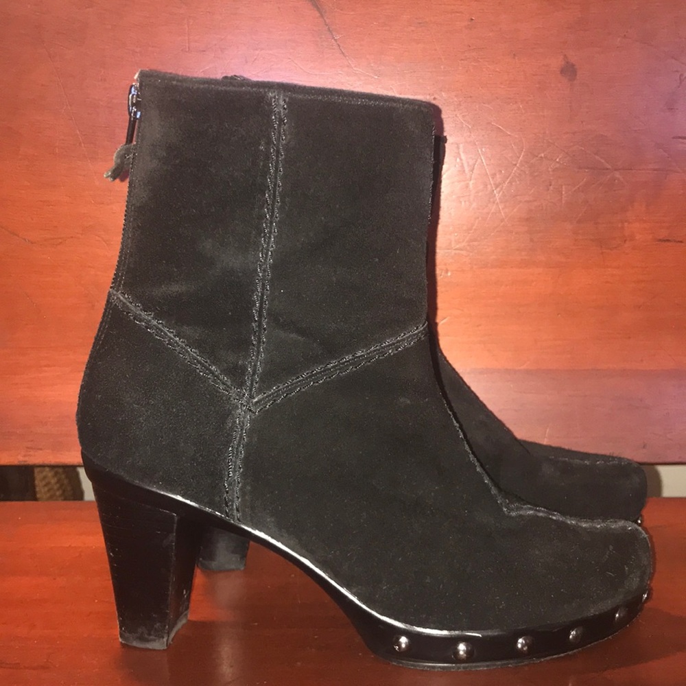 Stuart Weitzman Black Studded Ankle Boots/Booties
